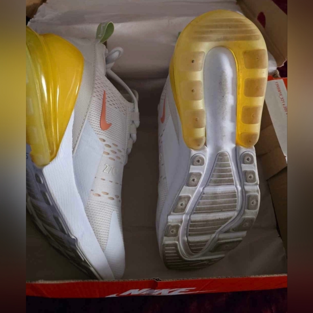 Nike Summer 270s